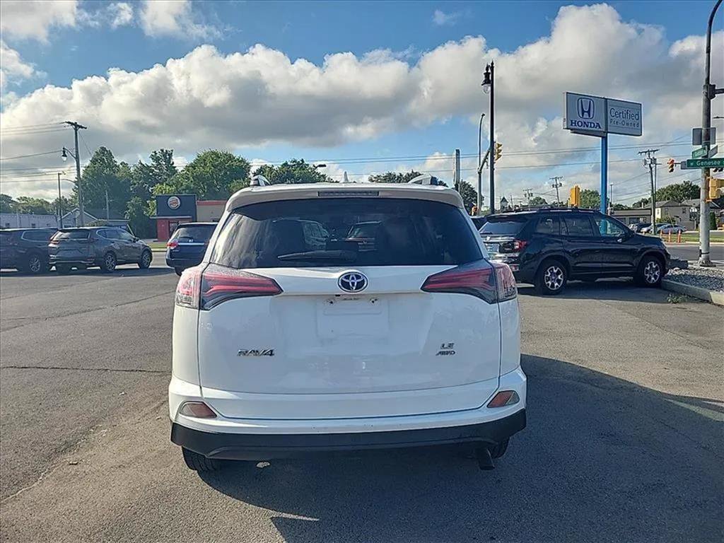 Used 2017 Toyota RAV4 LE w/ All Weather Liner Package AWD/4WD image 4