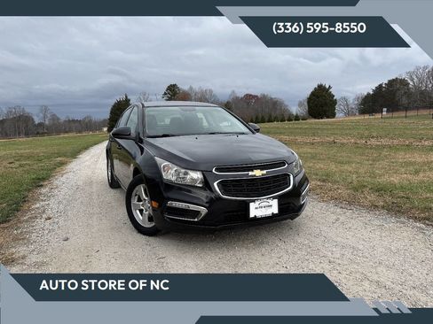 Used 2016 Chevrolet Cruze LT image 1