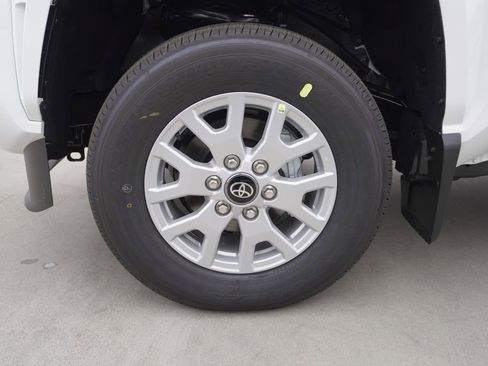 New 2026 Toyota Tacoma SR5 RWD image 18