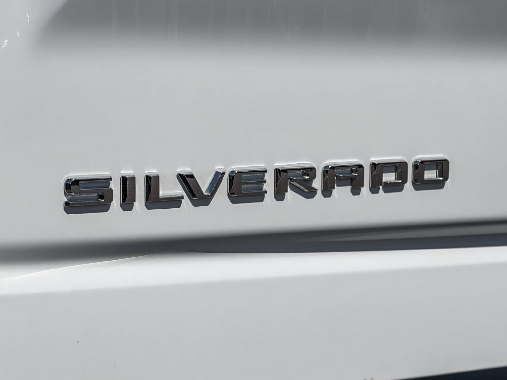 Used 2025 Chevrolet Silverado 1500 W/T RWD image 9