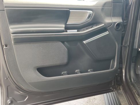 Certified 2025 Ford Expedition Max Platinum image 20