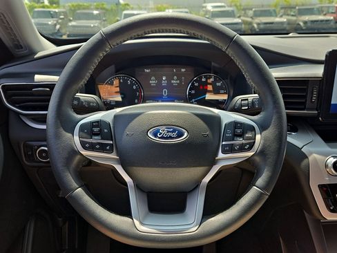 Certified 2023 Ford Explorer XLT w/ Equipment Group 202A AWD/4WD image 12
