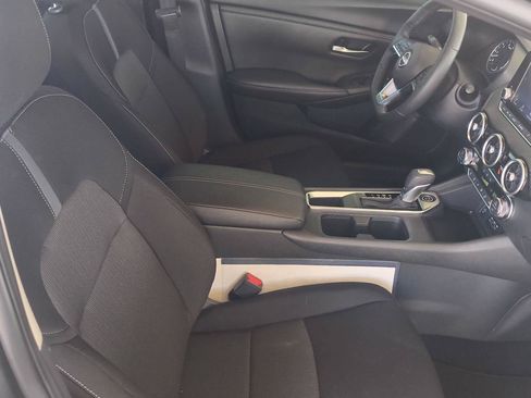 Used 2025 Nissan Sentra SV w/ All-Weather Package FWD image 29