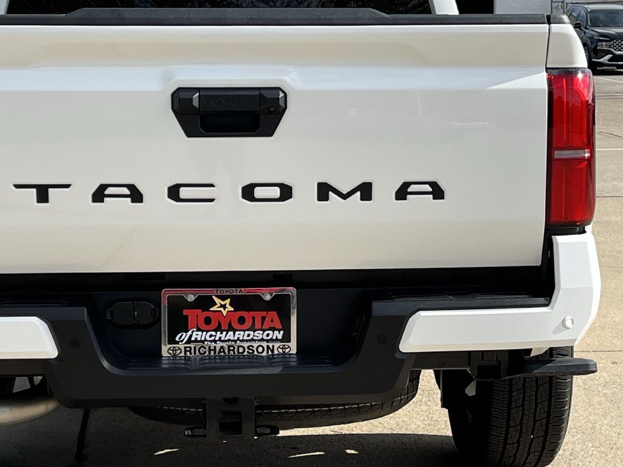 Used 2025 Toyota Tacoma TRD Sport w/ TRD Sport Upgrade Package RWD image 6