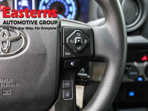 Used 2022 Toyota Tacoma SR w/ SR Convenience Package image 16