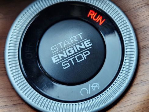 New 2025 Jeep Grand Cherokee Summit w/ Obsidian Package image 15