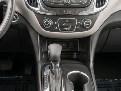 Used 2024 Chevrolet Equinox LS w/ LS Convenience Package AWD/4WD image 15