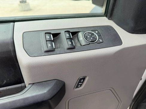 Used 2017 Ford F450 XL w/ Power Equipment Group AWD/4WD image 14