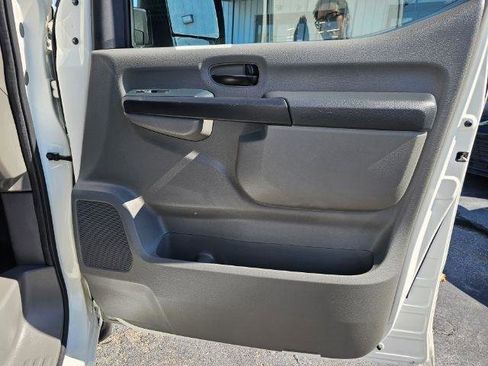 Used 2021 Nissan NV 2500 SV RWD image 23