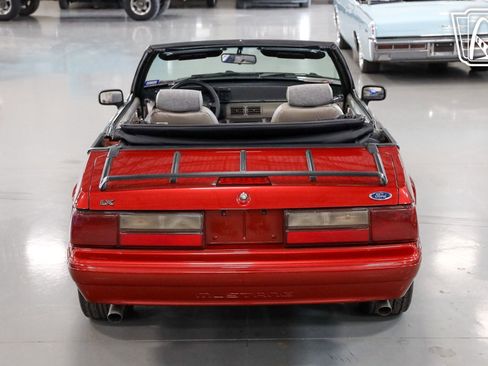 Used 1992 Ford Mustang LX image 28