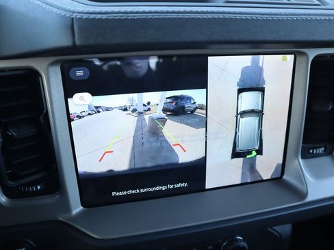 New 2025 Ford Bronco Outer Banks image 8