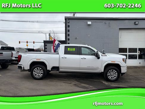 Used 2022 GMC Sierra 3500 Denali w/ Denali Ultimate Package image 1