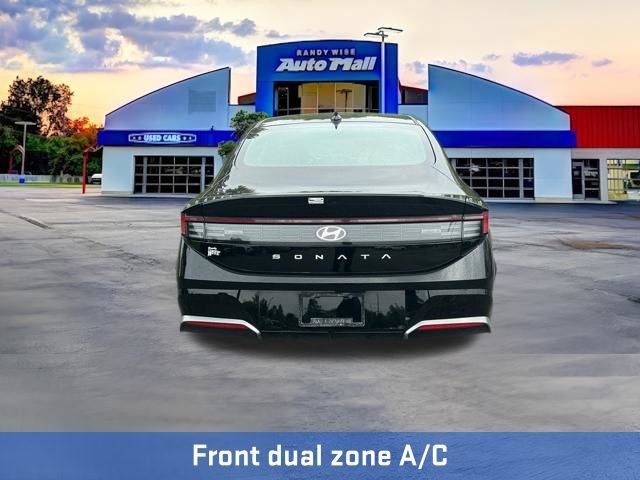 New 2026 Hyundai Sonata SEL FWD image 7