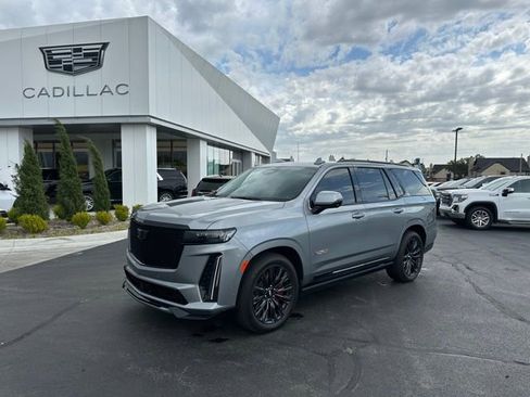 Used 2023 Cadillac Escalade V w/ Heavy-Duty Trailer Package AWD/4WD image 1