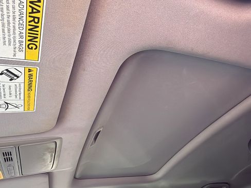 Used 2017 Honda CR-V Touring image 15