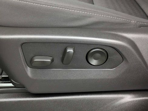 Used 2025 Chevrolet Suburban LS w/ Max Trailering Package image 16