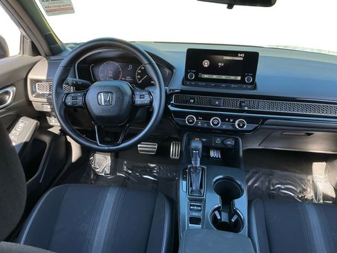 Used 2024 Honda Civic Sport image 14