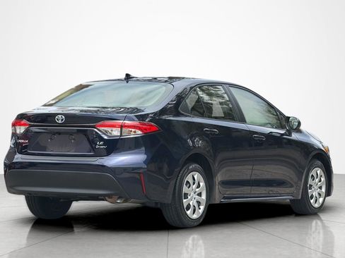 Used 2025 Toyota Corolla LE FWD image 5