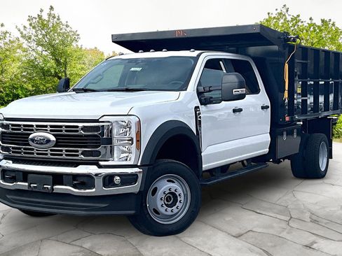 New 2026 Ford F450 XL w/ XL Chrome Package image 2