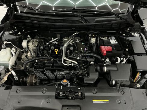 Used 2022 Nissan Altima 2.5 SV FWD image 43