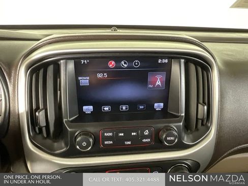 Used 2015 GMC Canyon SLT image 33
