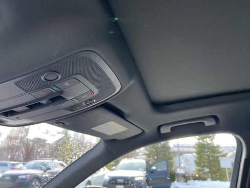 Used 2025 Audi Q3 2.0T Premium Plus w/ Premium Plus Package image 71