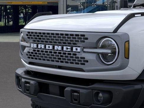 New 2026 Ford Bronco Badlands w/ Sasquatch Package AWD/4WD image 19
