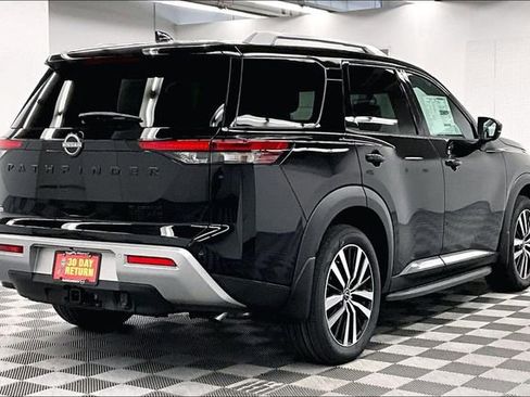 New 2025 Nissan Pathfinder Platinum w/ Lighting Package (N93) AWD/4WD image 16