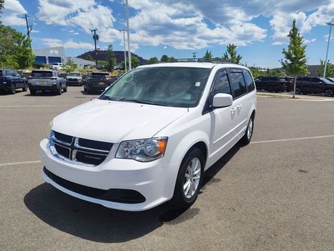 Used 2014 Dodge Grand Caravan SXT w/ Rear Park Assist Package FWD image 7