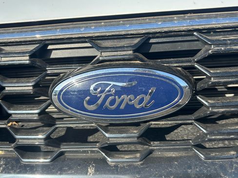 Used 2025 Ford Escape ST-Line w/ Tech Pack #1 AWD/4WD image 9