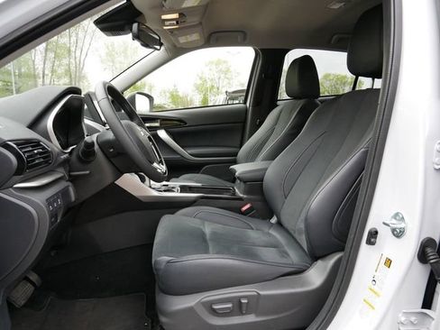 Used 2026 Mitsubishi Eclipse Cross SE AWD/4WD image 14