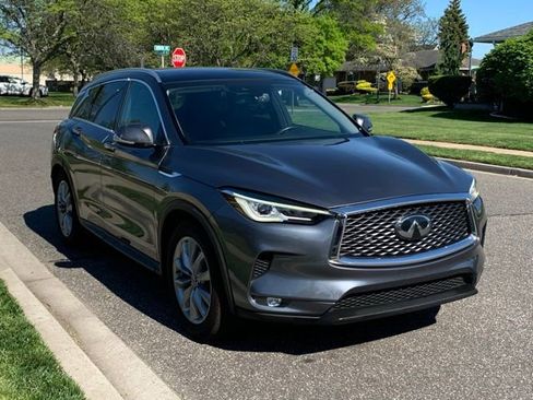 Used 2019 INFINITI QX50 Luxe AWD/4WD image 3