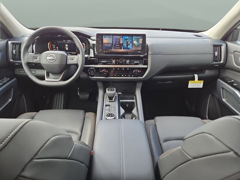 New 2026 Nissan Pathfinder SL AWD/4WD image 12