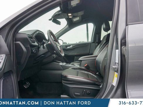 Used 2024 Ford Escape ST-Line AWD/4WD image 3