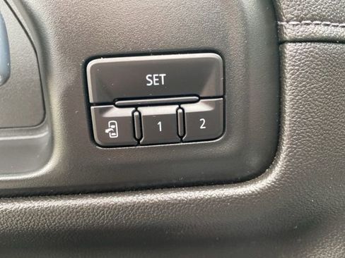 Used 2020 GMC Sierra 1500 SLT w/ SLT Premium Plus Package image 13