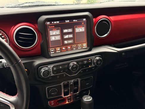 Used 2021 Jeep Wrangler Unlimited Rubicon AWD/4WD image 49