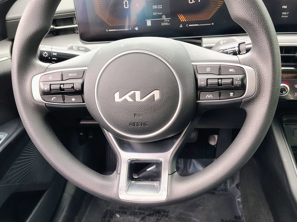 Used 2026 Kia K5 LXS FWD image 32