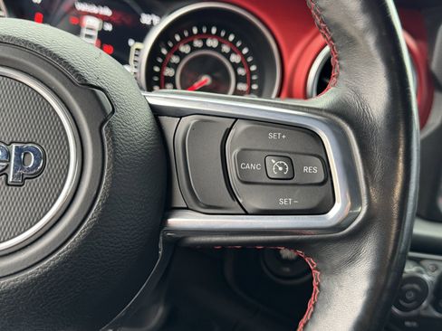 Used 2021 Jeep Wrangler Unlimited Rubicon image 30