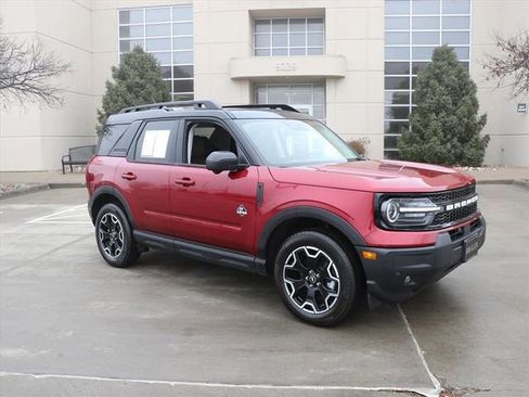 Used 2025 Ford Bronco Sport Outer Banks w/ Outer Banks Tech Package+ image 1