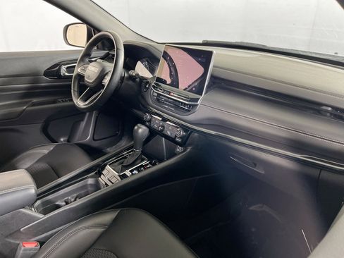 Used 2022 Jeep Compass Altitude w/ Convenience Group image 26