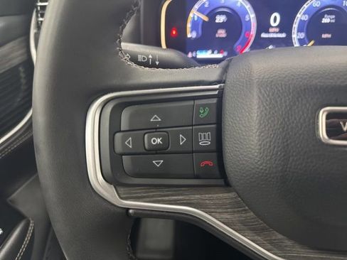 Used 2024 Jeep Wagoneer Series III image 13