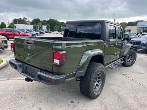 Used 2022 Jeep Gladiator Sport AWD/4WD image 8