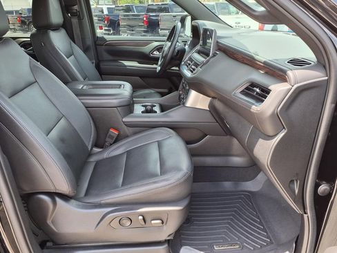Used 2023 Chevrolet Tahoe LT w/ LT Signature Plus Package RWD image 12