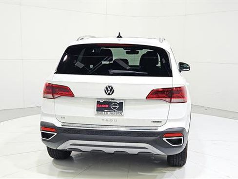Used 2024 Volkswagen Taos SE AWD/4WD image 7