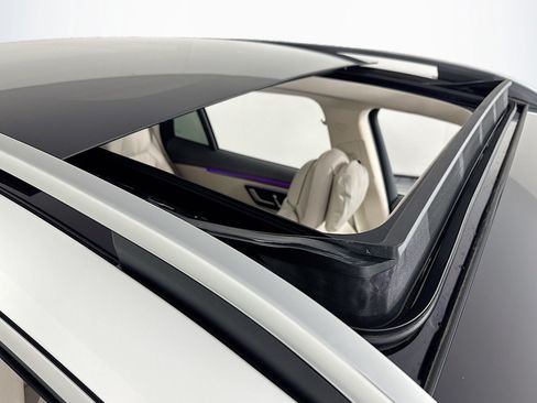 New 2026 Mercedes-Benz EQS 400 4MATIC SUV image 21