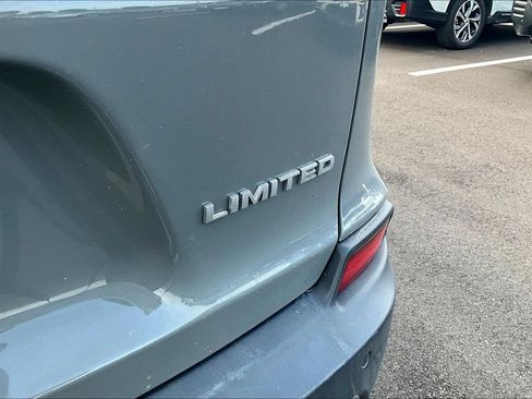 Used 2021 Jeep Cherokee Limited AWD/4WD image 20