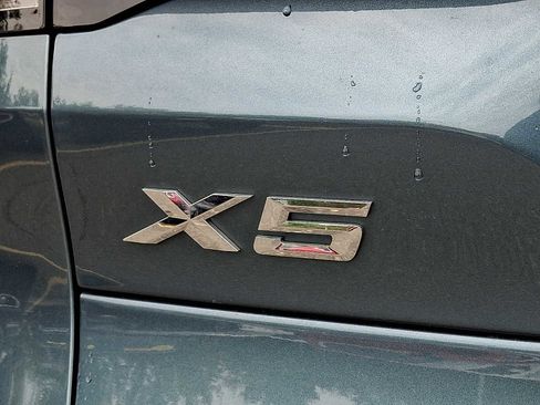Used 2025 BMW X5 xDrive40i w/ Premium Package AWD/4WD image 36