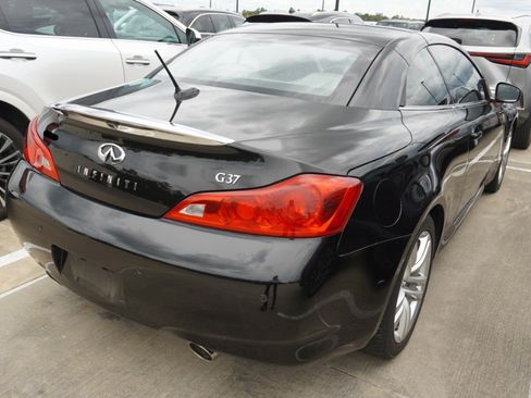 Used 2010 INFINITI G37 Convertible w/ Premium Pkg RWD image 5