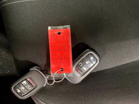 Used 2025 Honda Civic Sport image 30