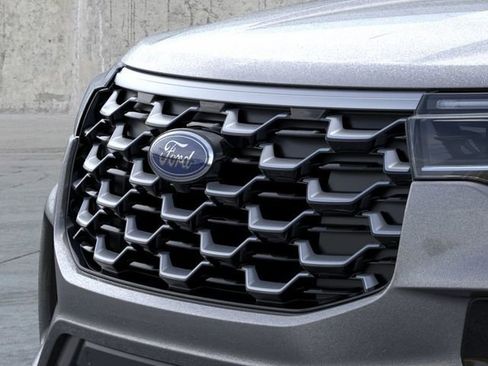 New 2026 Ford Explorer Platinum AWD/4WD image 17